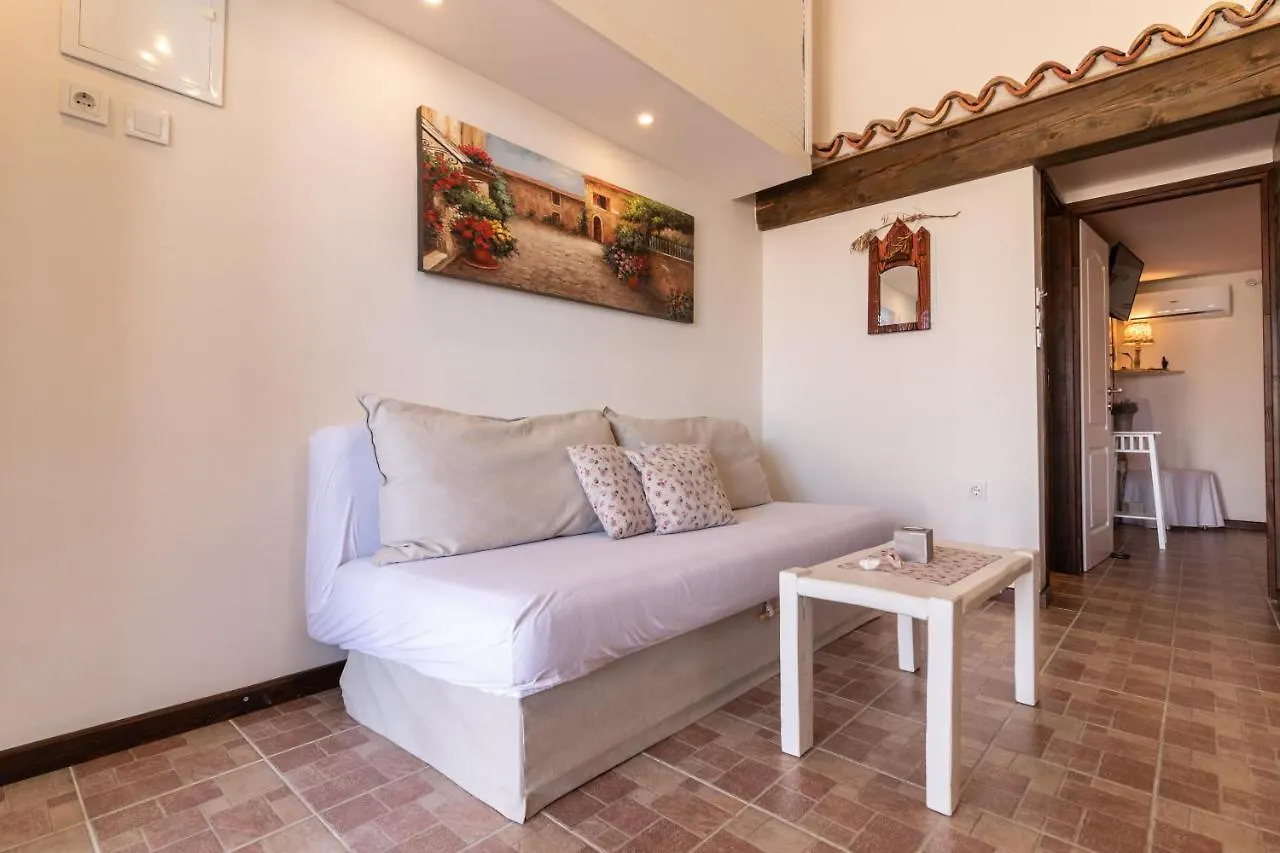 Apartments Vintage Banjol